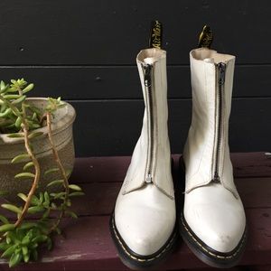 Dr Martens White Zip front Boots Womens 8 US
